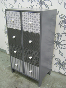 harmaa_tuunattu_laatikosto_01